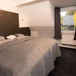 Burgblick Otel 3*