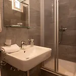 Otel Burgblick 3*